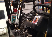 Bộ cảnh báo tốc độ xe nâng và lưu dữ liệu cho nhà máy Nhựa Rạng Đông