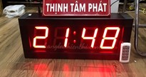 Đồng hồ thời gian thực sân bóng đá